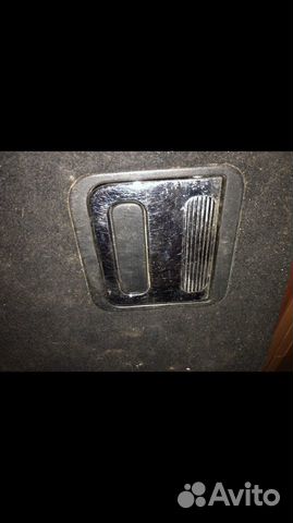 Замок пола в багажнике Мерседес мл 164