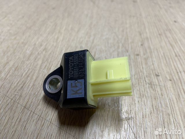 Датчик удара боковой Toyota Camry 75