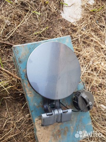 Лючок и крышка бензобака Мицубиси Лансер 10