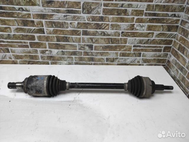 Привод задний правый Jeep Grand Cherokee WK2 3.0