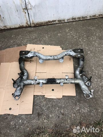 Балка подрамник передний Mercedes benz w204