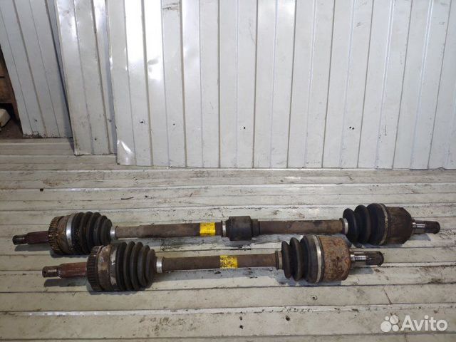 Полуось привод шрус передний Hyundai Tucson Bh/Jm