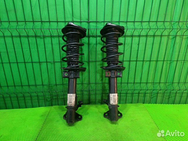 Стойка подвески передняя Mercedes-Benz C W204