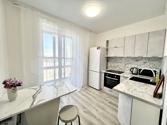 2-к. квартира, 72 м², 12/25 эт.