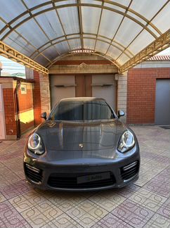 Porsche Panamera GTS, 2015