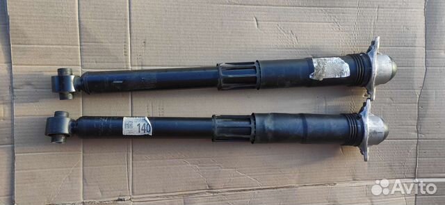 Задние амортизаторы Volkswagen Tiguan 2