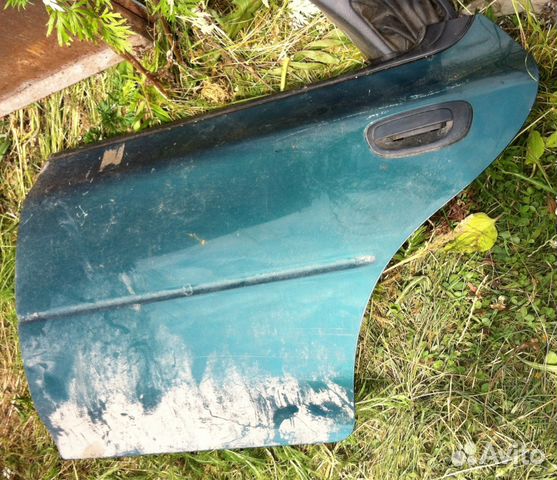 Дверь Subaru Impreza G10 1993-2001