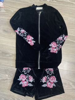 Костюм спортивный