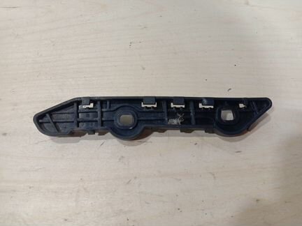 Кронштейн переднего бампера Mercedes Benz W176 AMG