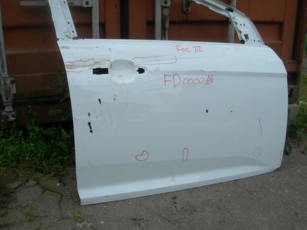 Дверь передняя правая Ford Focus 3