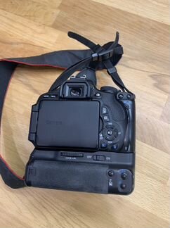 Зеркальный фотоаппарат canon 600d