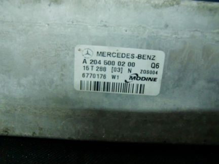 Радиатор интеркулера Mercedes W204 W207 W212 W218