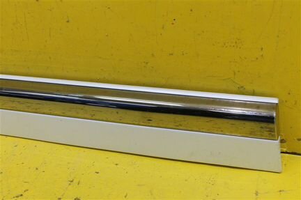 Молдинг двери передний левый Lexus Lx 3 2012-2015