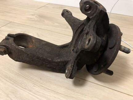 Кулак поворотный правый Jaguar x-type