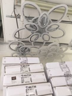 Люстры Света