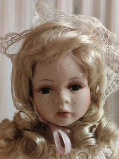 Куклы фарфоровые