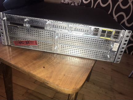 Cisco 3945 б/у(3 месяца, состояние отличное)