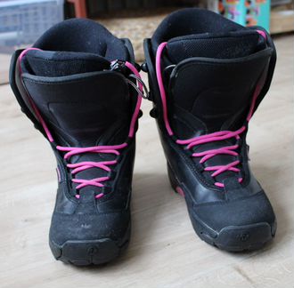 Сноубордические ботинки