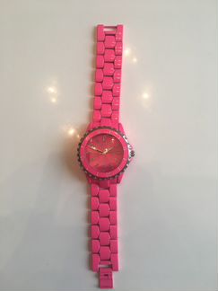 Часы новые оригинал Лично привезла из Лондона