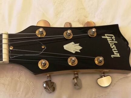 Реплика Gibson ES-335 санбёрст