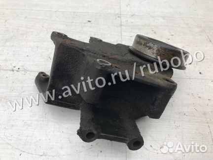 Кронштейн гур Mitsubishi Galant 8 USA 4G64 2001