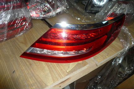 Фонарь задний правый Mercedes-Benz S C217 S217 217
