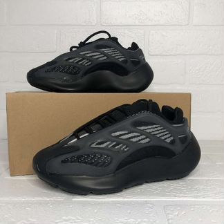 Кроссовки Adidas Yeezy Boost 700