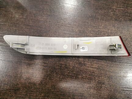 Катафот задний правый Bmw X3 F25 2.0 N47D20C 2012