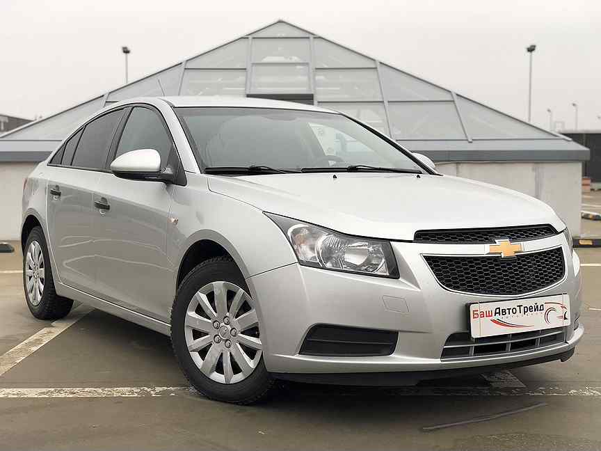 Уфа авито круз. Chevrolet Cruze 2023. Cruze 2023. Машина Шевроле серебристая.