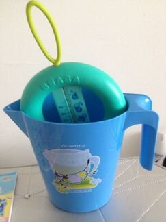 Детская ванночка с подставкой для купания малыша