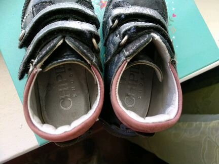 Ботинки для девочки р.22