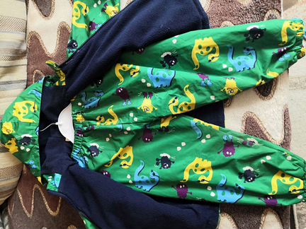 Ветровка и штаны на флисе