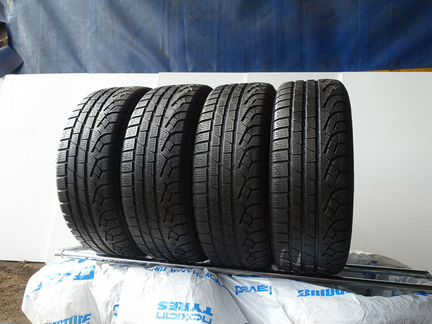 225 45 17 Pirelli Winter 210 S2 22v