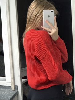 Свитер укороченный Sinsay