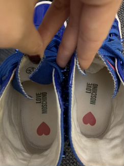 Продаю оригинальные кеды Love Moschino