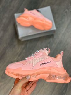 Кроссовки Balenciaga Triple S Коралловые (36-40)