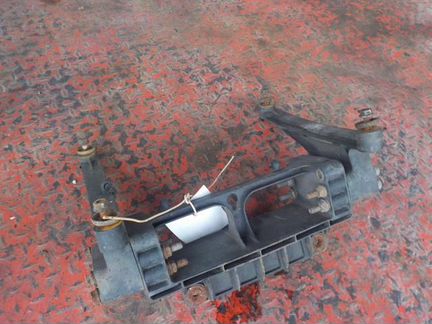 Кронштейн крыла Ивеко Еврокарго 504300807