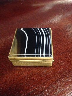 Старинная коробочка - (Материал-полированный камен