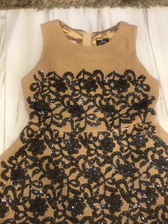 Шикарное платье Chanel