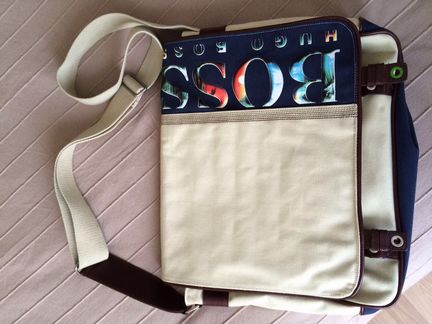 Hugo Boss green сумка