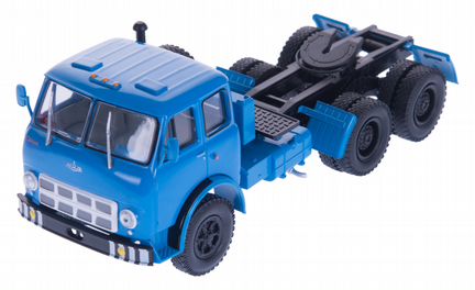Маз-515А тягач (1974), синий