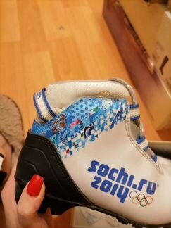 Лыжные ботинки sochi