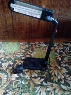 Лампа настольная