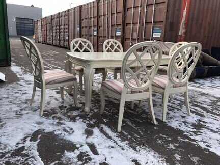 Стол обеденный раздвижной и стулья