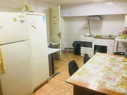 Комната 10 м² в > 9-к, 1/5 эт.