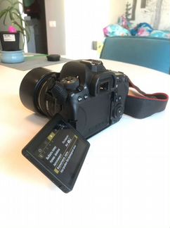Canon 6d mark 2 + объектив 50mm 1.4 + флешка 64гб