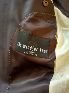 Костюм Windsor Knot