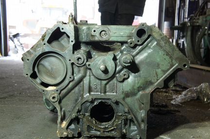 Блок двигателя Мерседес ом442