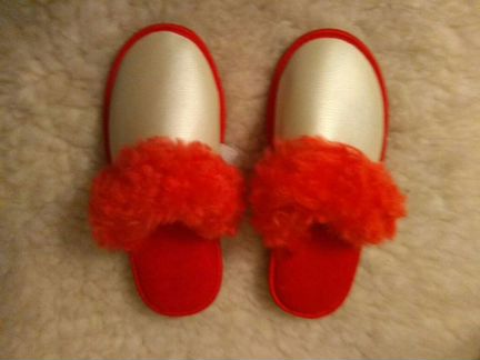 Женские кожаные тапочки из овчины