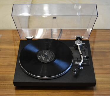 Проигрыватель винила Technics SL-20A